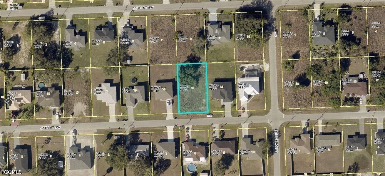 Property Photo:  4104 12th Street SW  FL 33976 