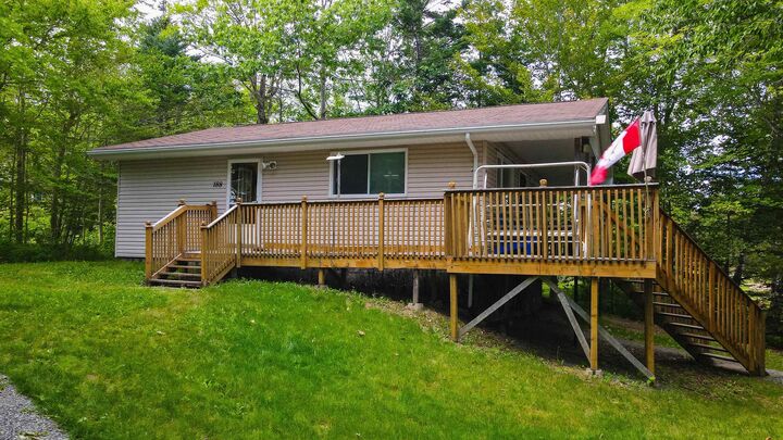 188 Douglaswood Drive — photo 1