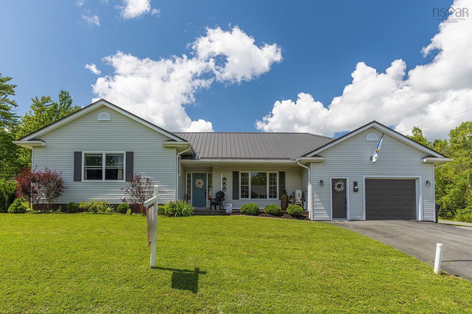 Property Photo: 10 Brookside Avenue NS B2S 1V3