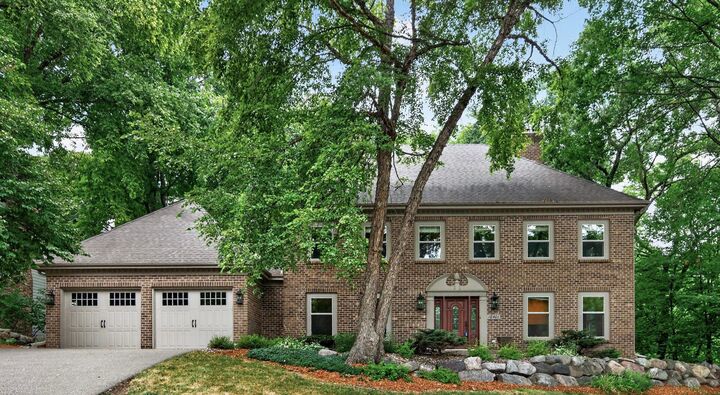 Property Photo:  18401 Beaverwood Hill  MN 55345 