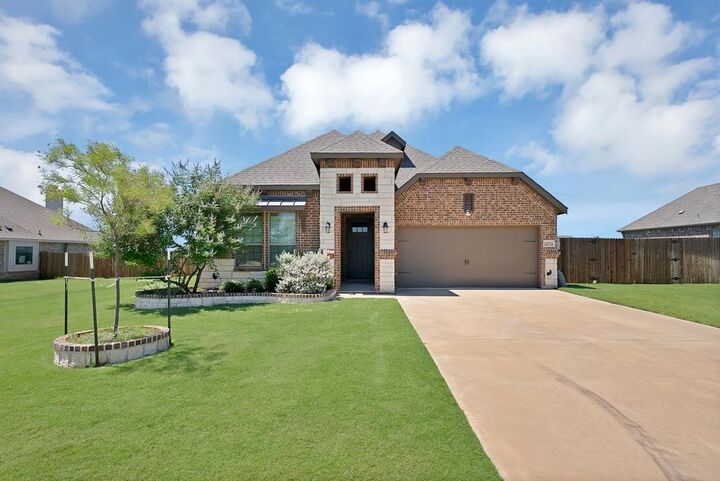Property Photo:  12713 Panther Creek Drive  TX 76044 