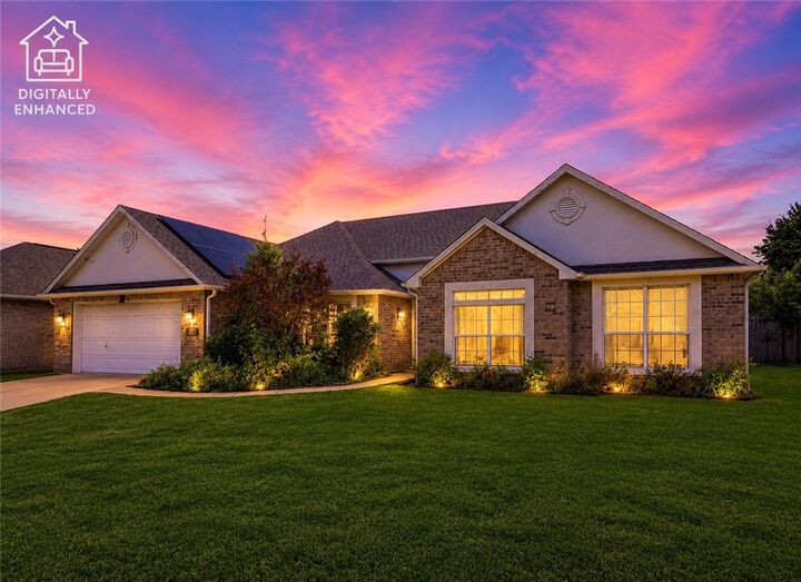 Property Photo:  907 Quail Terrace  AR 72756 