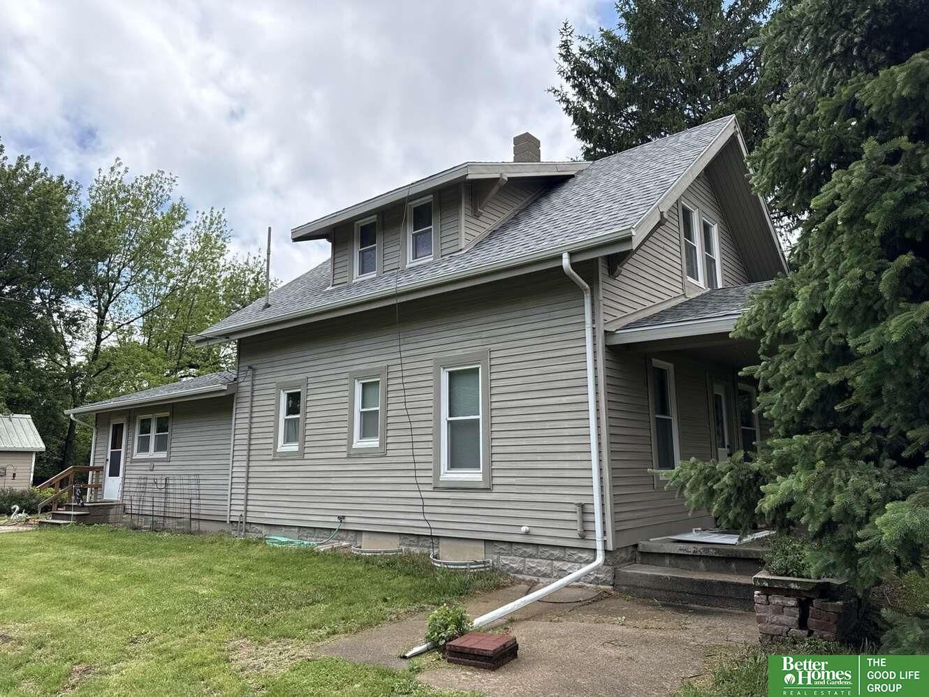 Property Photo:  2069 County Road H Boulevard  NE 68031 