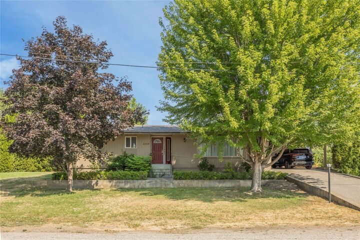 Property Photo:  3259 St Amand Road  BC V1W 3P2 