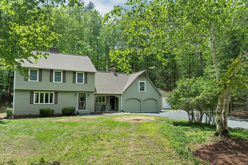 Property Photo: 20 Fox Den Road NH 03049