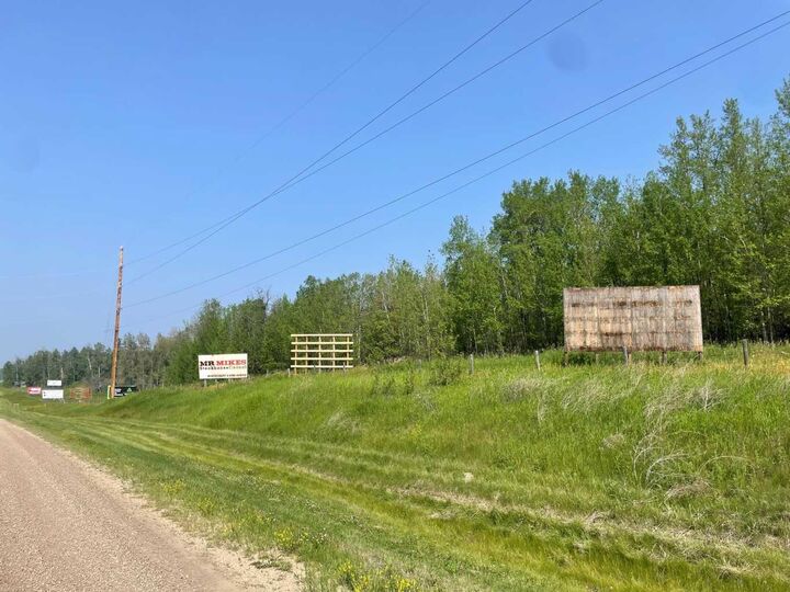Property Photo: 111054C 590B Township AB T7S 1A1