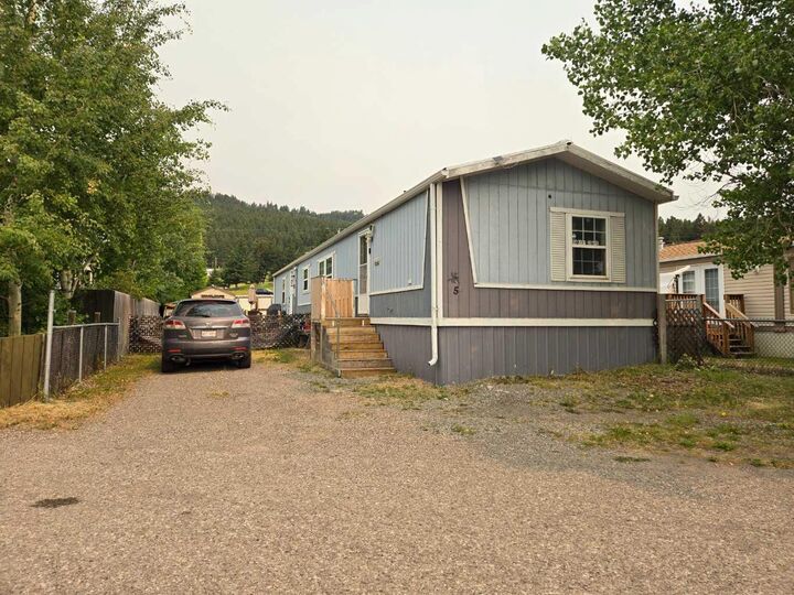 Property Photo: 6101 20 Avenue 5A AB T0K 0M0