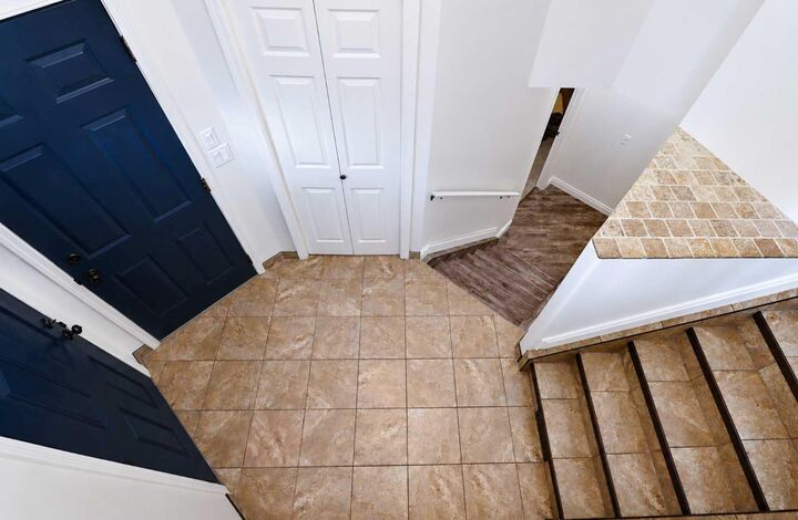 Property Photo:  9306 113A Avenue  AB T8V 7G1 