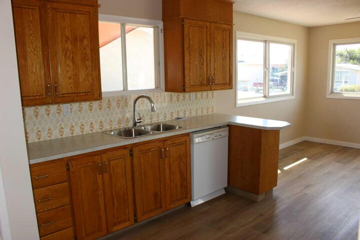 Property Photo: 504 Centennial Avenue AB T0K 1V0