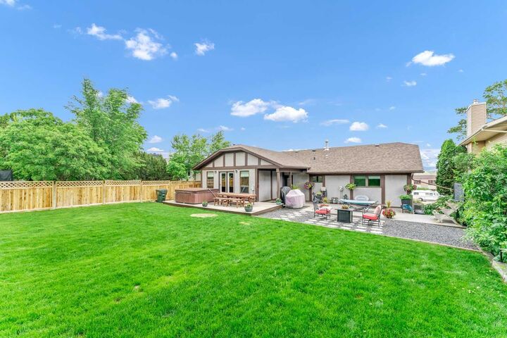 Property Photo: 1174 16 Street NE AB T1C 1P9