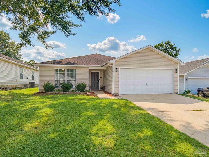 Property Photo:  10595 Wilderness Ln  FL 32534 