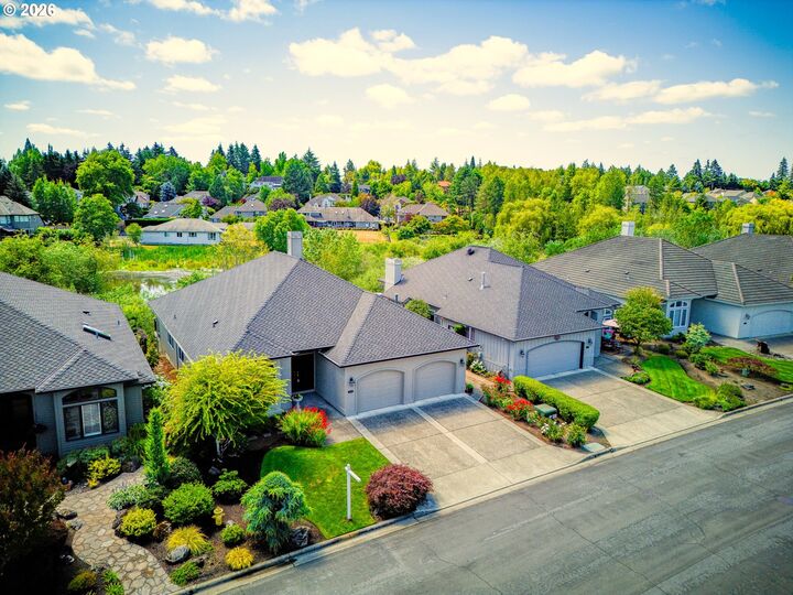 Property Photo: 15168 NW Aberdeen Dr OR 97229