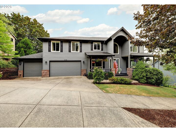 Property Photo: 8139 SE 134th Dr OR 97236