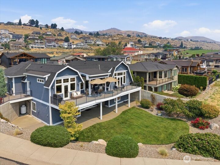 Property Photo:  135 N Shore Drive  WA 98816 