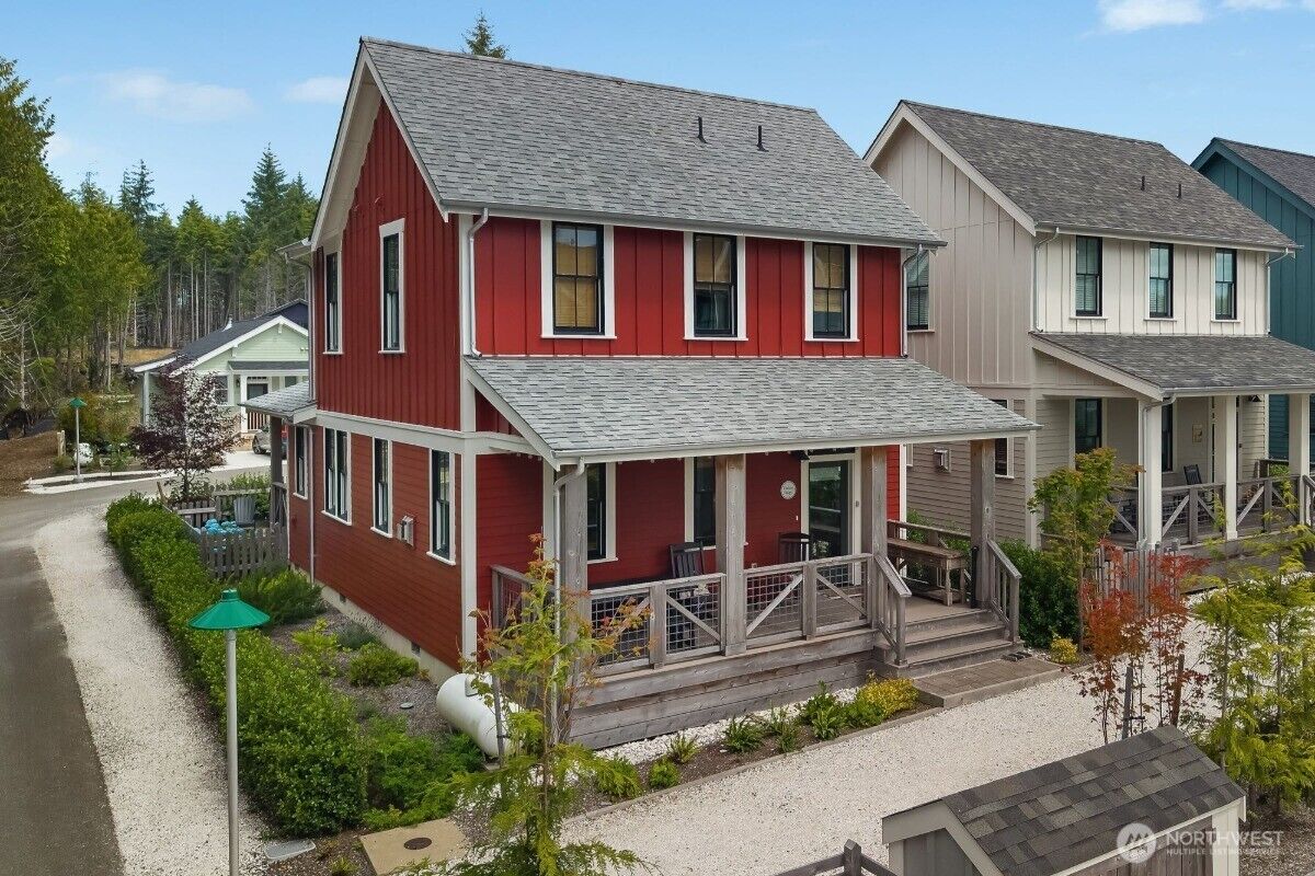 Property Photo:  445 E Compass Street  WA 98571 