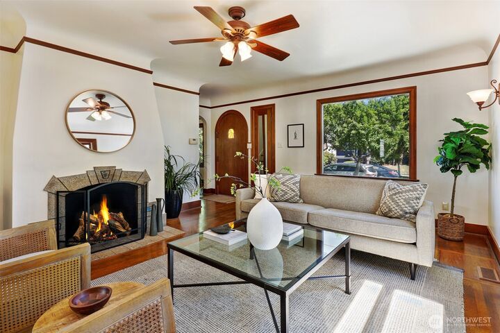 Property Photo:  7515  Mary Avenue NW  WA 98117 