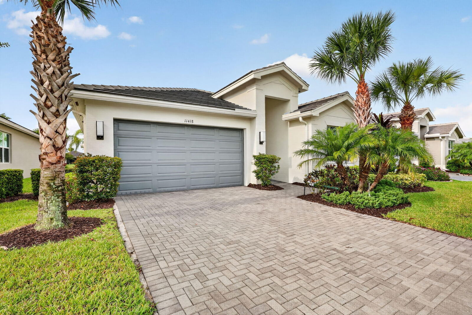 Property Photo:  11418 SW Hawkins Terrace  FL 34987 