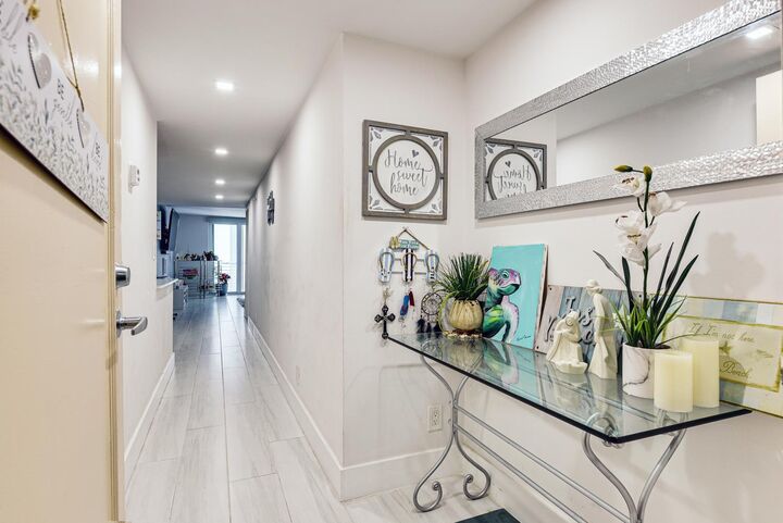 Property Photo:  812 Briny Avenue 10C  FL 33062 