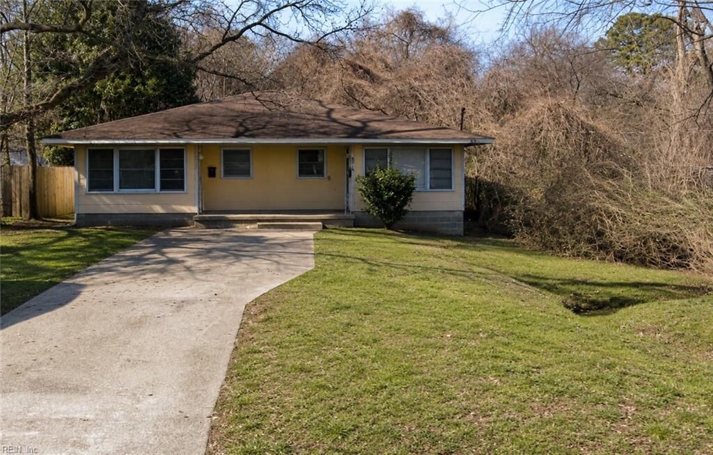 Property Photo:  3219 Brest Ave B  VA 23509 