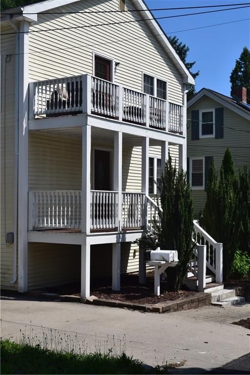 Property Photo:  23 Vaughan Street 2  RI 02904 
