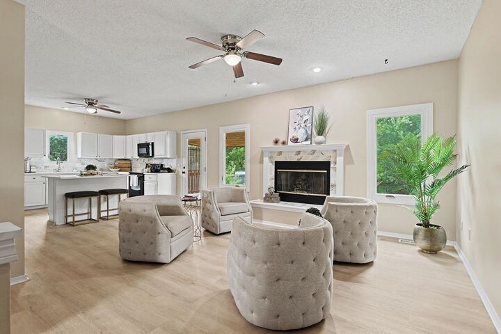 Property Photo:  4260 N Rushwood Ct  KS 67226-1462 