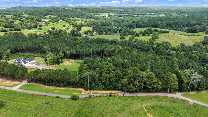 Property Photo: 630 Old Johnson Road NE TN 37323