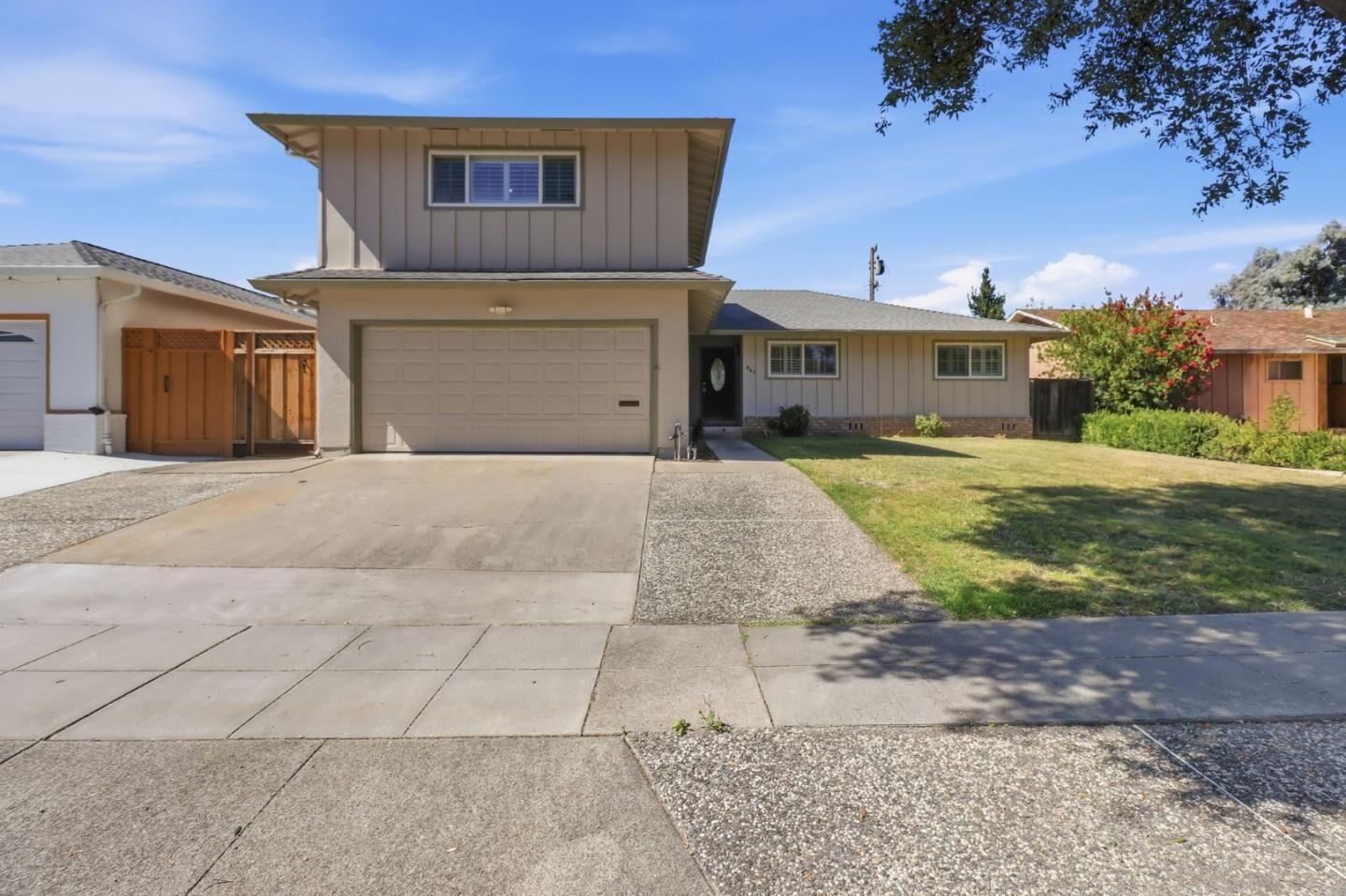 Property Photo:  867 Humewick Way  CA 94087 