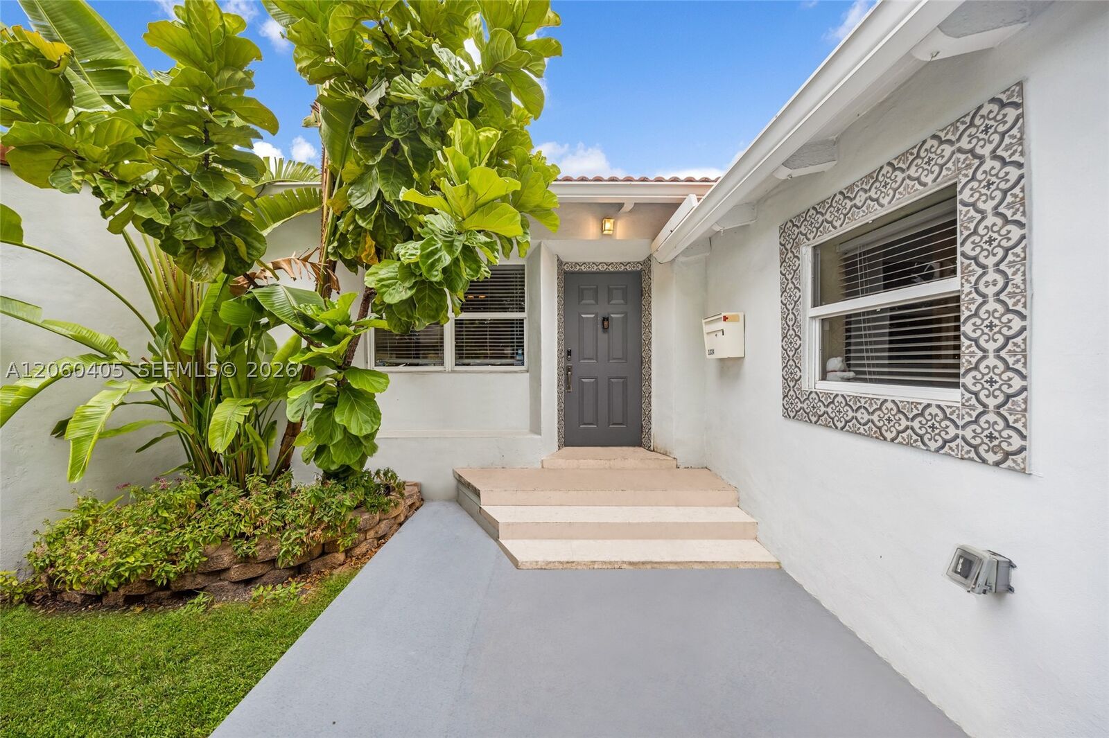 Property Photo: 1324 Normandy Dr FL 33141