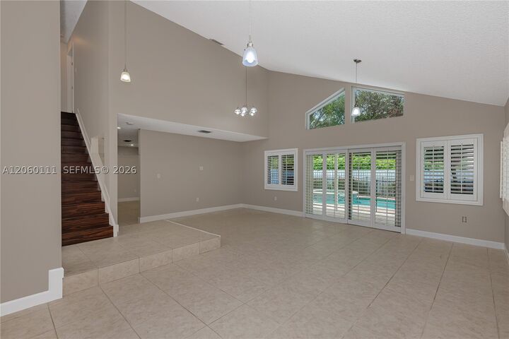 Property Photo:  1397 Harbour Side Dr  FL 33326 