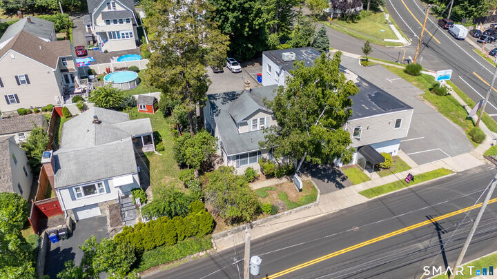 Property Photo:  506 Old Stratfield Road  CT 06825 