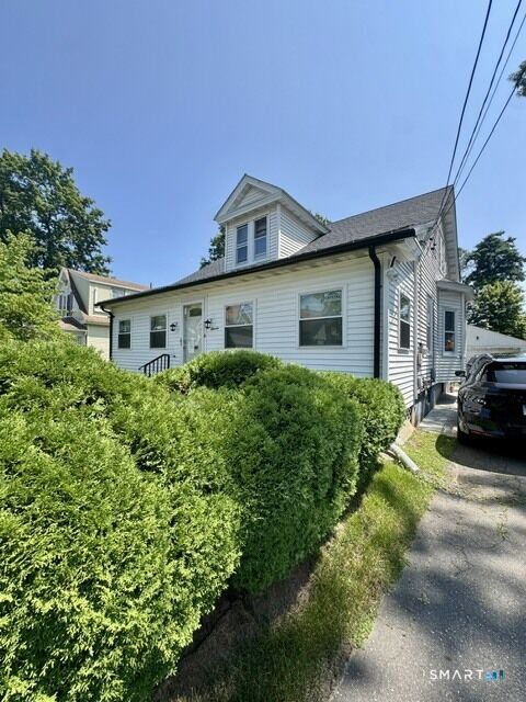 Property Photo: 11 Bliss Street CT 06108