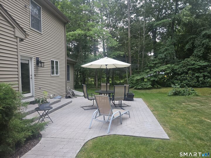 Property Photo:  9 Woodberry Hill Drive  CT 06489 