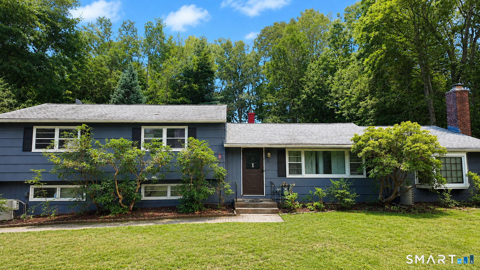Property Photo: 87 Jockey Hollow Road CT 06468
