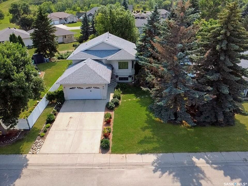 Property Photo:  42 Willow Crescent  SK S0G 1S0 