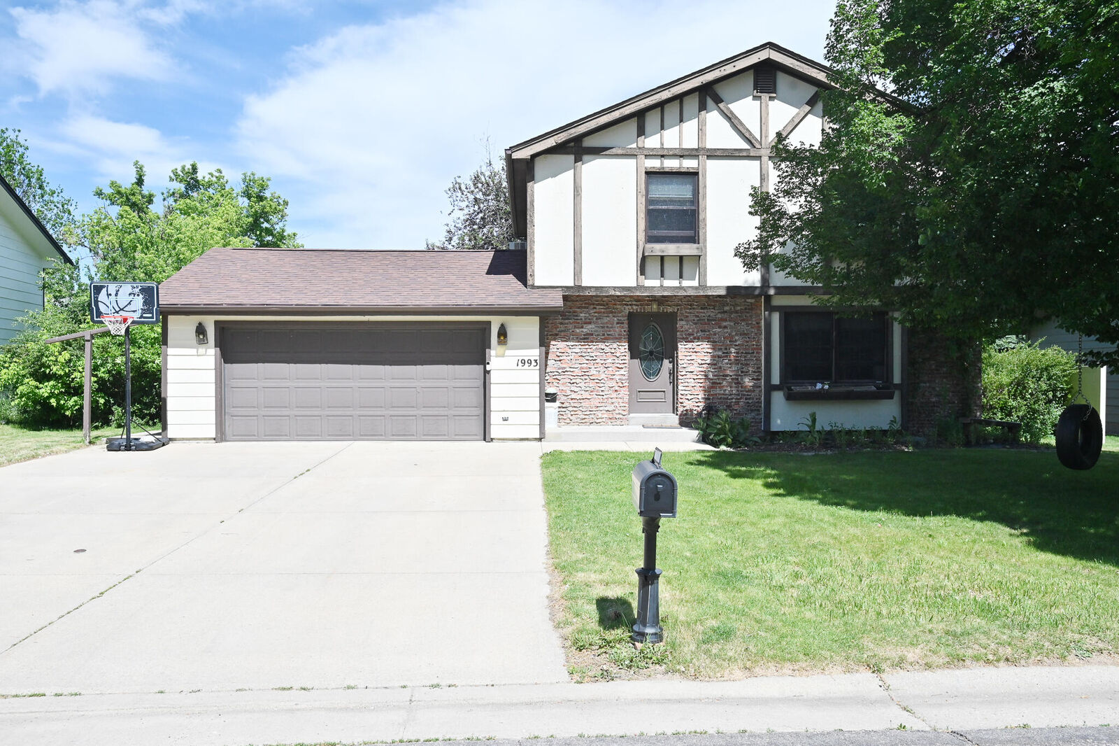 Property Photo:  1993 Colonial Drive  WY 82801 