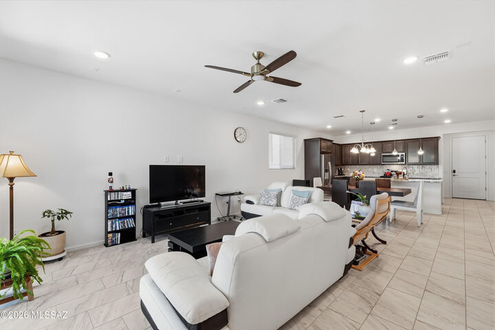 Property Photo: 5716 S Bug Springs Loop AZ 85747