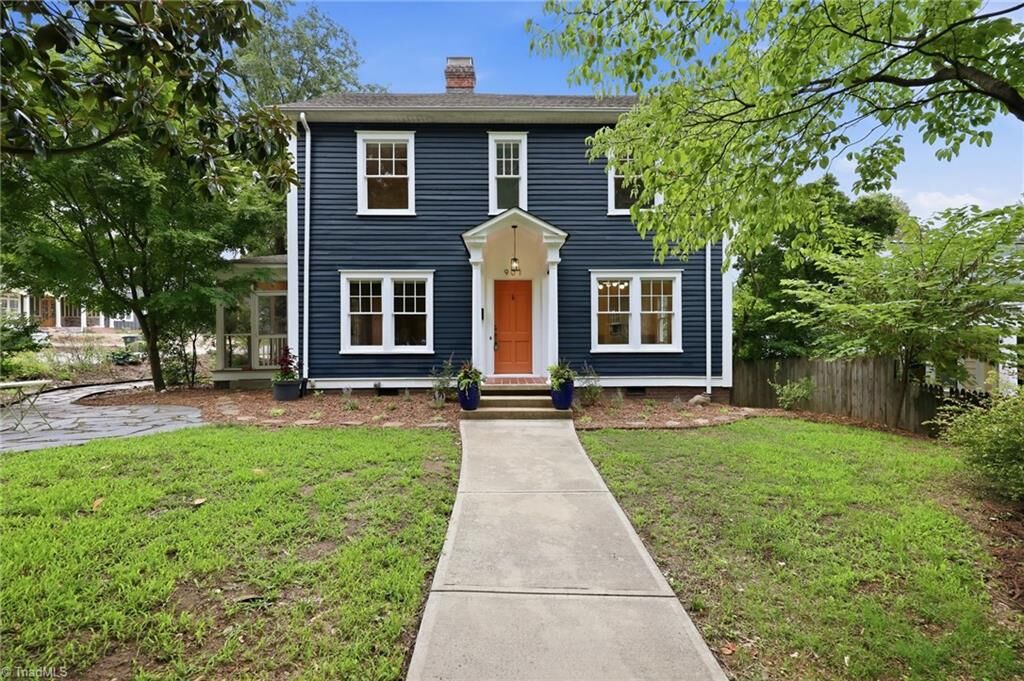 Property Photo:  901 Fairmont Street  NC 27401 