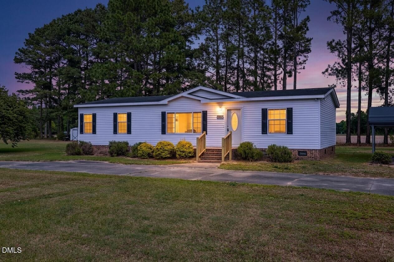 Property Photo:  8540 Godwin Falcon Road  NC 28344 