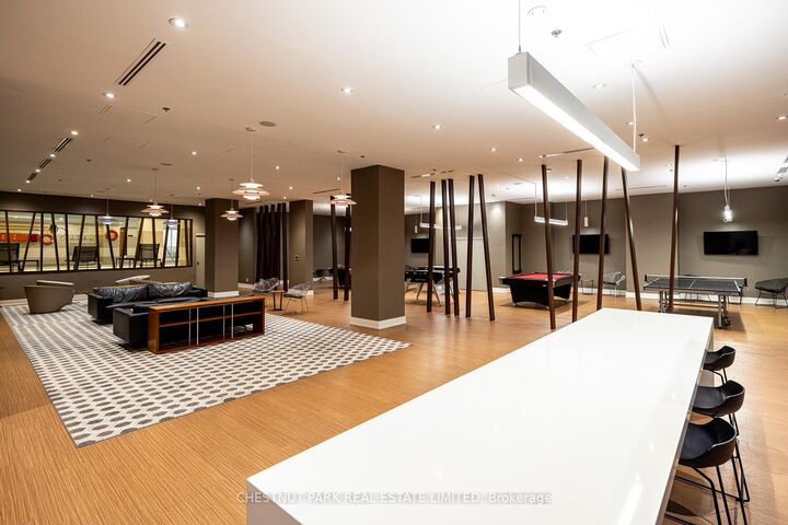 Property Photo: 111 St Clair Avenue W 416 ON M4V 1N5