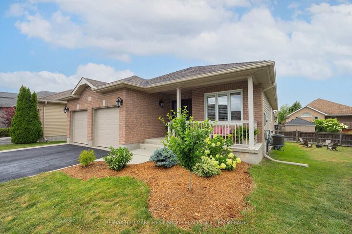Property Photo:  1286 Mazzolin Crescent  ON K7P 0G6 