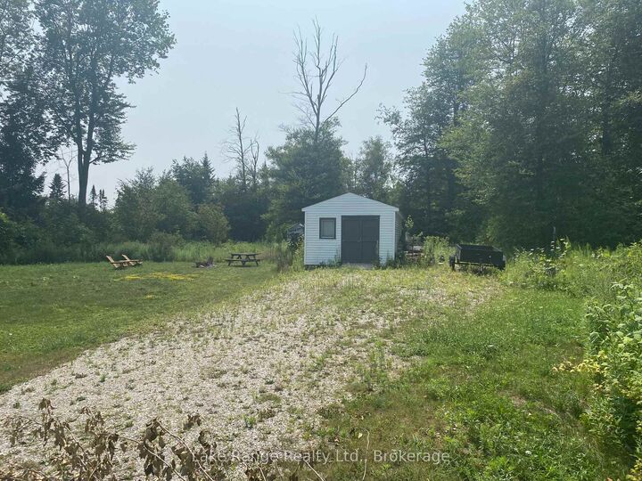 319 Tyendinaga Road — photo 1