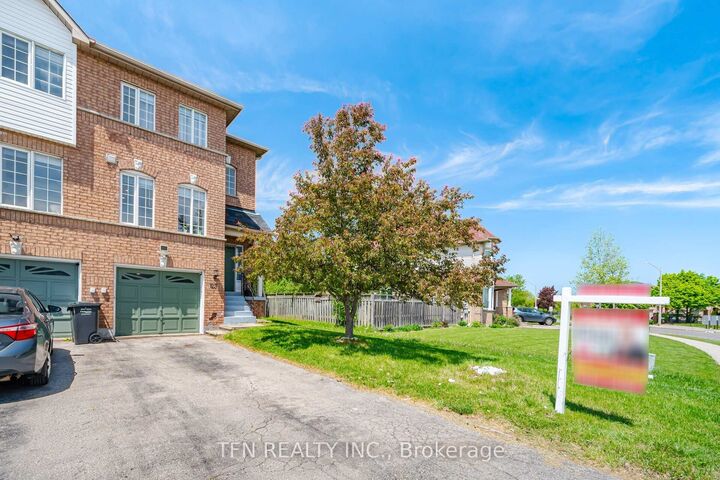 Property Photo:  123 Brickyard Way  ON L6V 4M2 