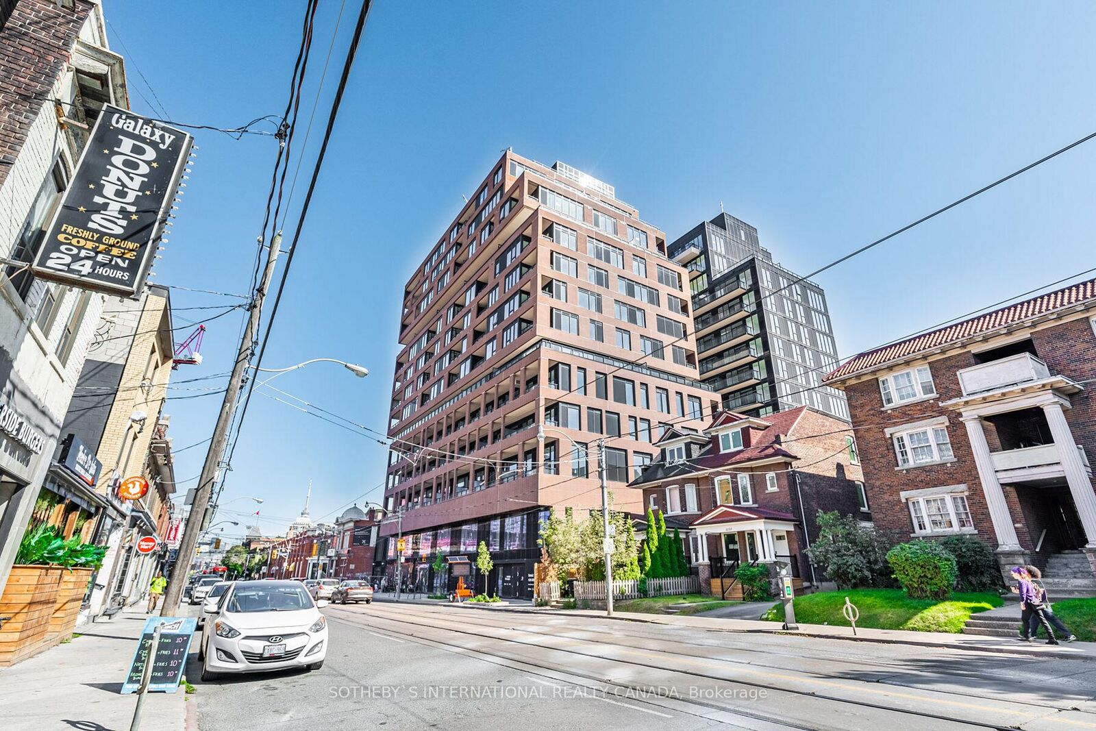Property Photo:  270 Dufferin Street 303  ON M6K 1Z6 