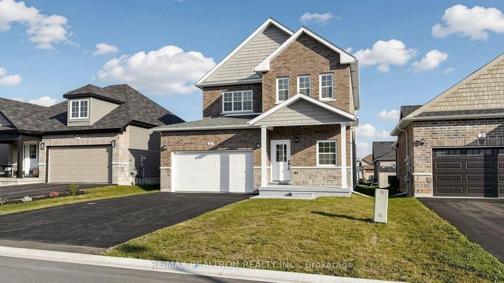 Property Photo:  4 Braeburn Street  ON K0K 1H0 