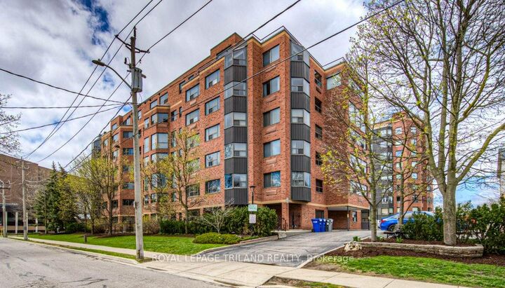 20 Ellen Street 403 — photo 1