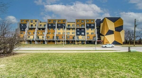 Property Photo: 185 Kehl Street 214 ON N2M 5B9