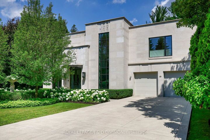 20 Forest Glen Crescent — photo 1