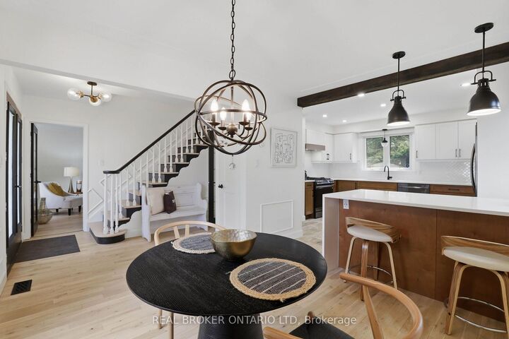 Property Photo:  196 Wychwood Park  ON N6G 1R9 