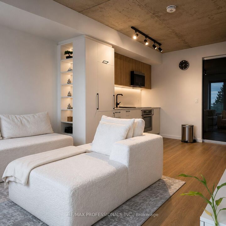 Property Photo:  689 The Queensway Street 301  ON M8Y 1L1 