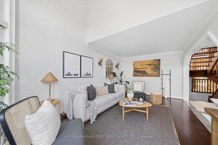1779 Woodview Avenue — photo 1